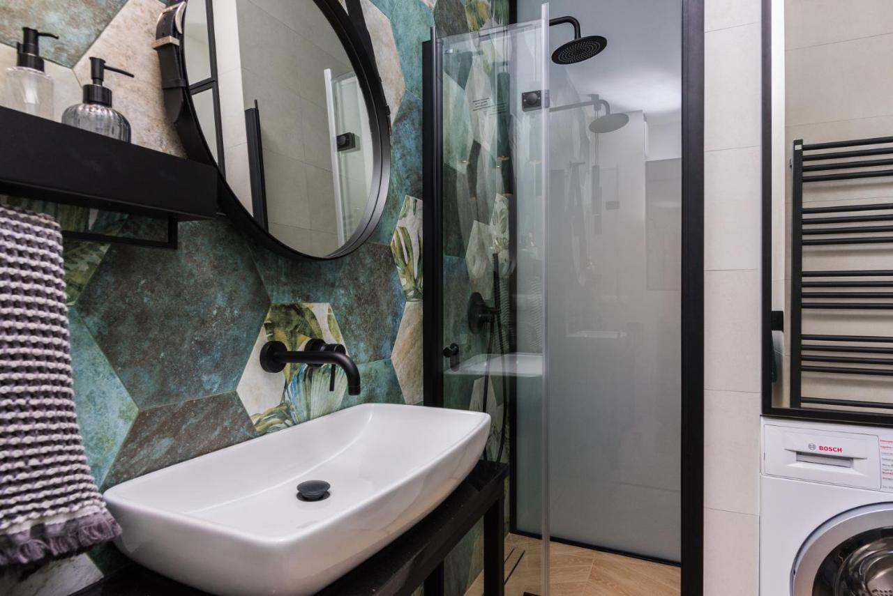 Neartopl Rakowicka Apartments Parking كراكوفيا المظهر الخارجي الصورة